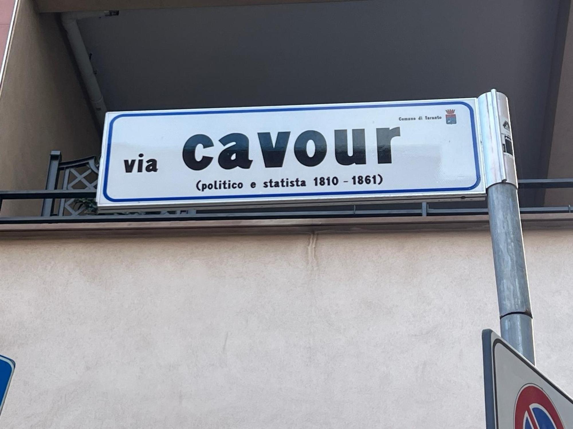 Suite Cavour Luxury Home Tarente Buitenkant foto